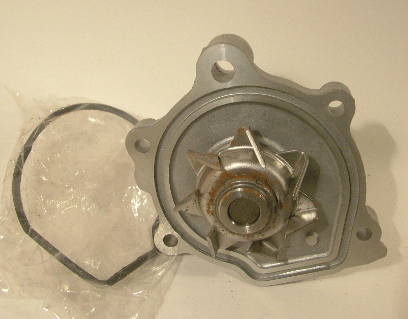 Accord 84-85, Prelude 83-87 Water Pump - NOS - Click Image to Close
