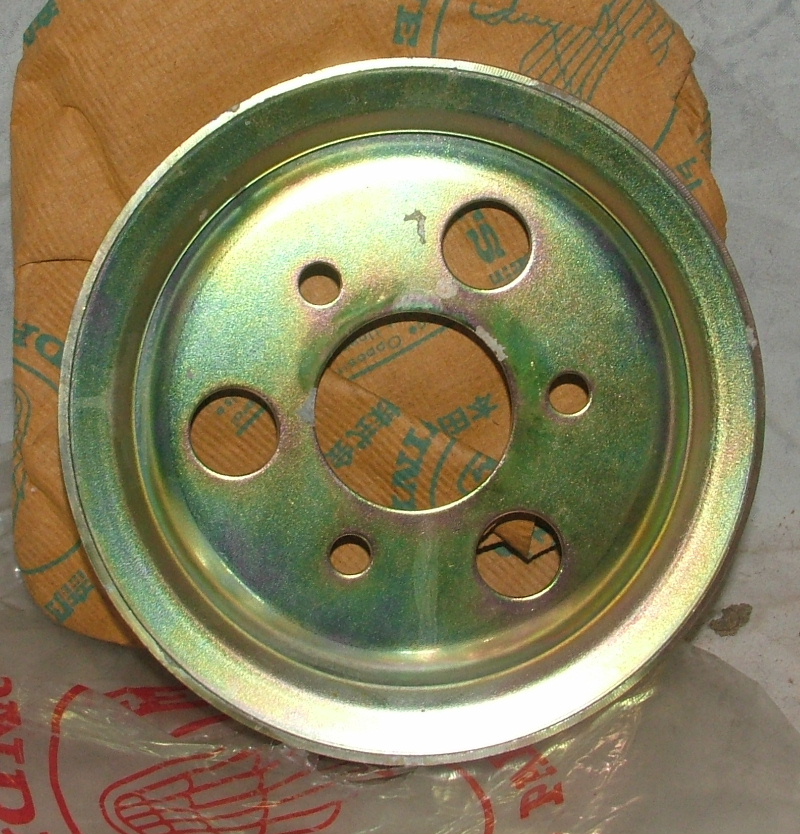 Civic 1975-79 1500 Accord 1976-79 Water Pump Pulley - NOS