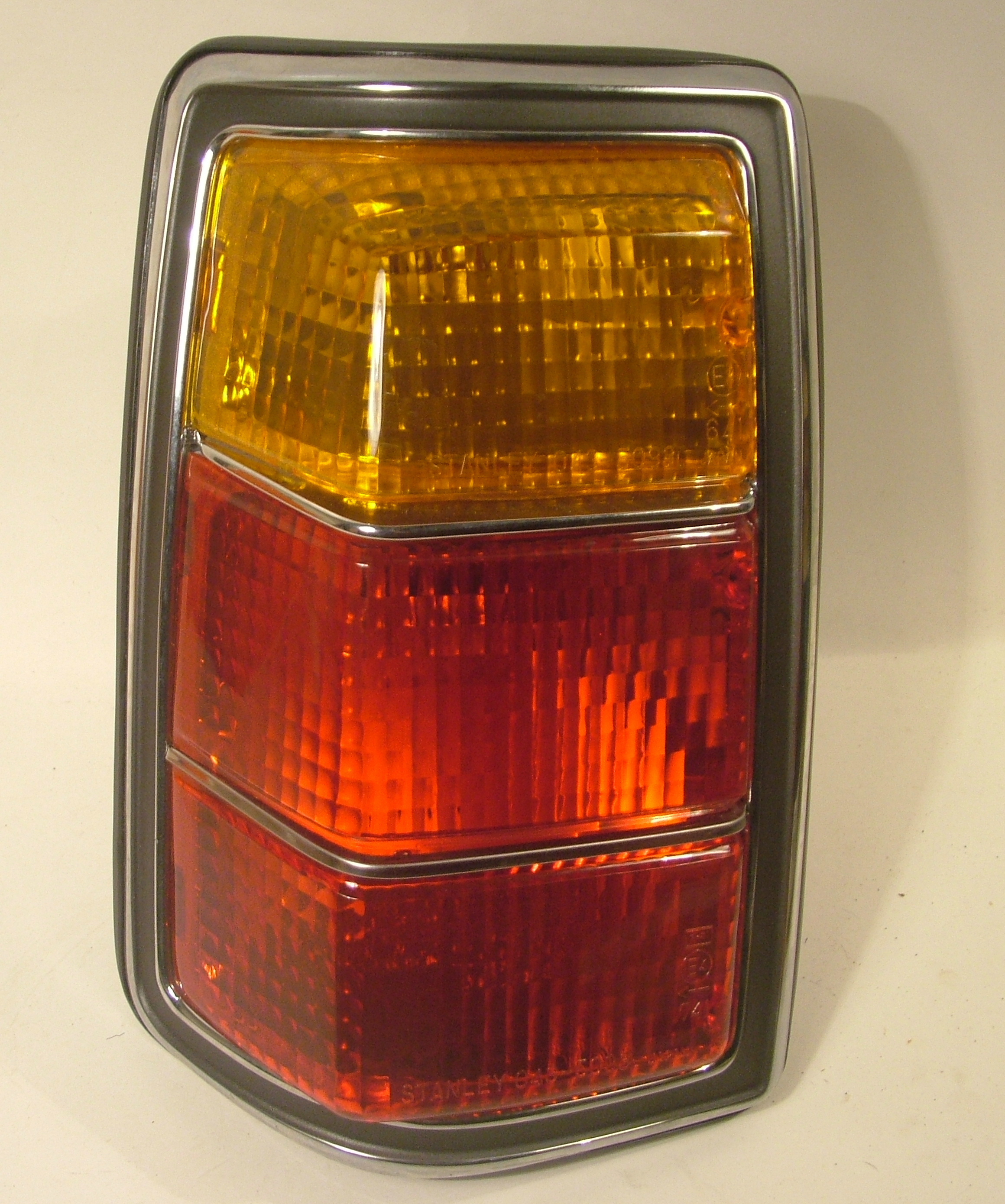 Civic 1973-77 Left Taillight - NOS