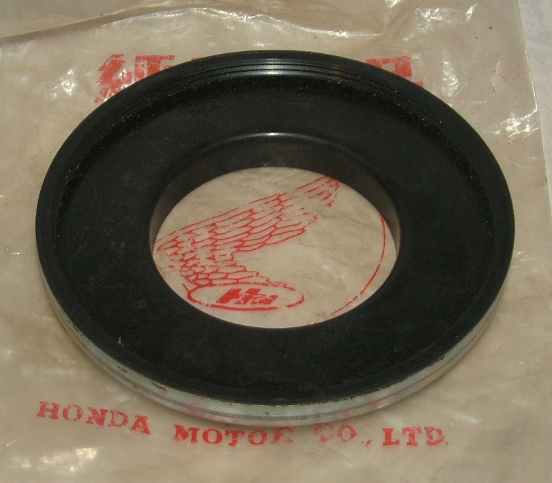Honda S600 Diff Dust Seal B NOS