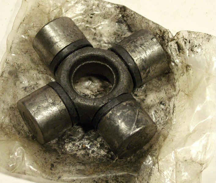 N360 Driveshaft Universal Joint Cross Shaft - NOS - Click Image to Close