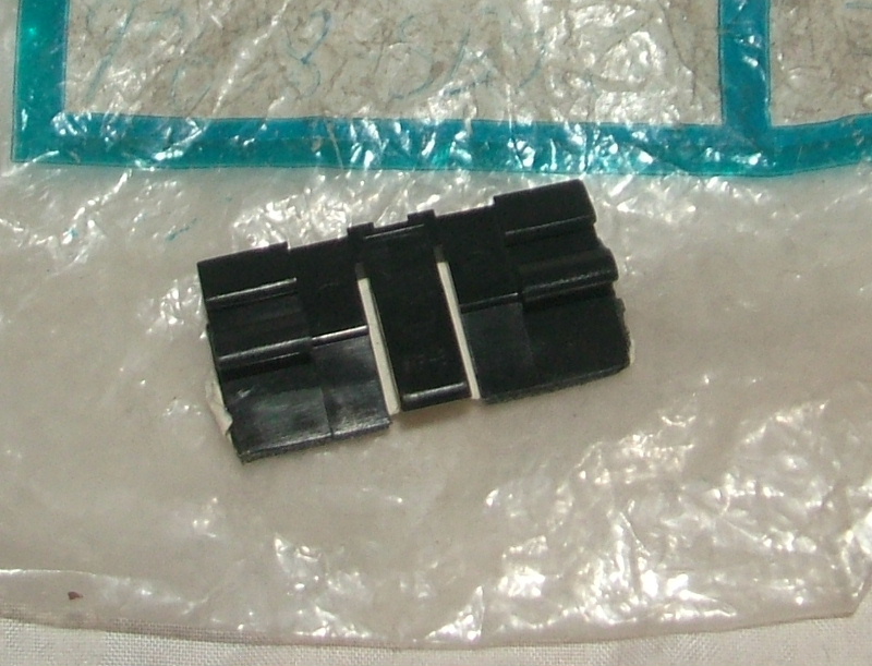 Prelude 1983-87 Clip, Lower Quarter Moulding - NOS